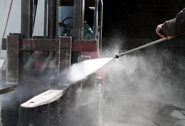Best Garage Pressure Washing  in Robersonville, NC